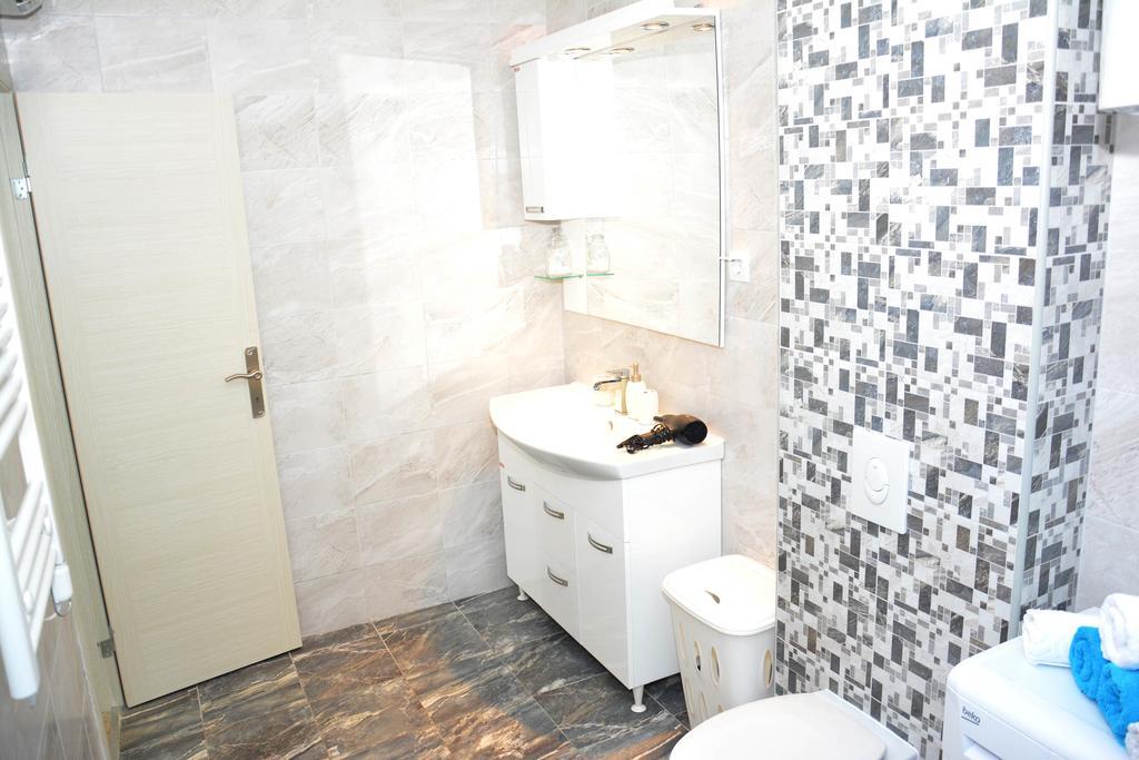 Wukovic Apartments Tivat Exterior foto